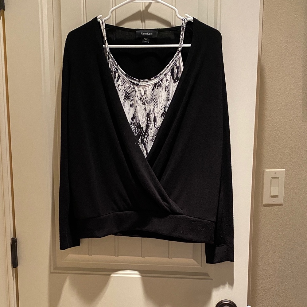 Karen Kane Black and White sweater with coordinating tank top attached